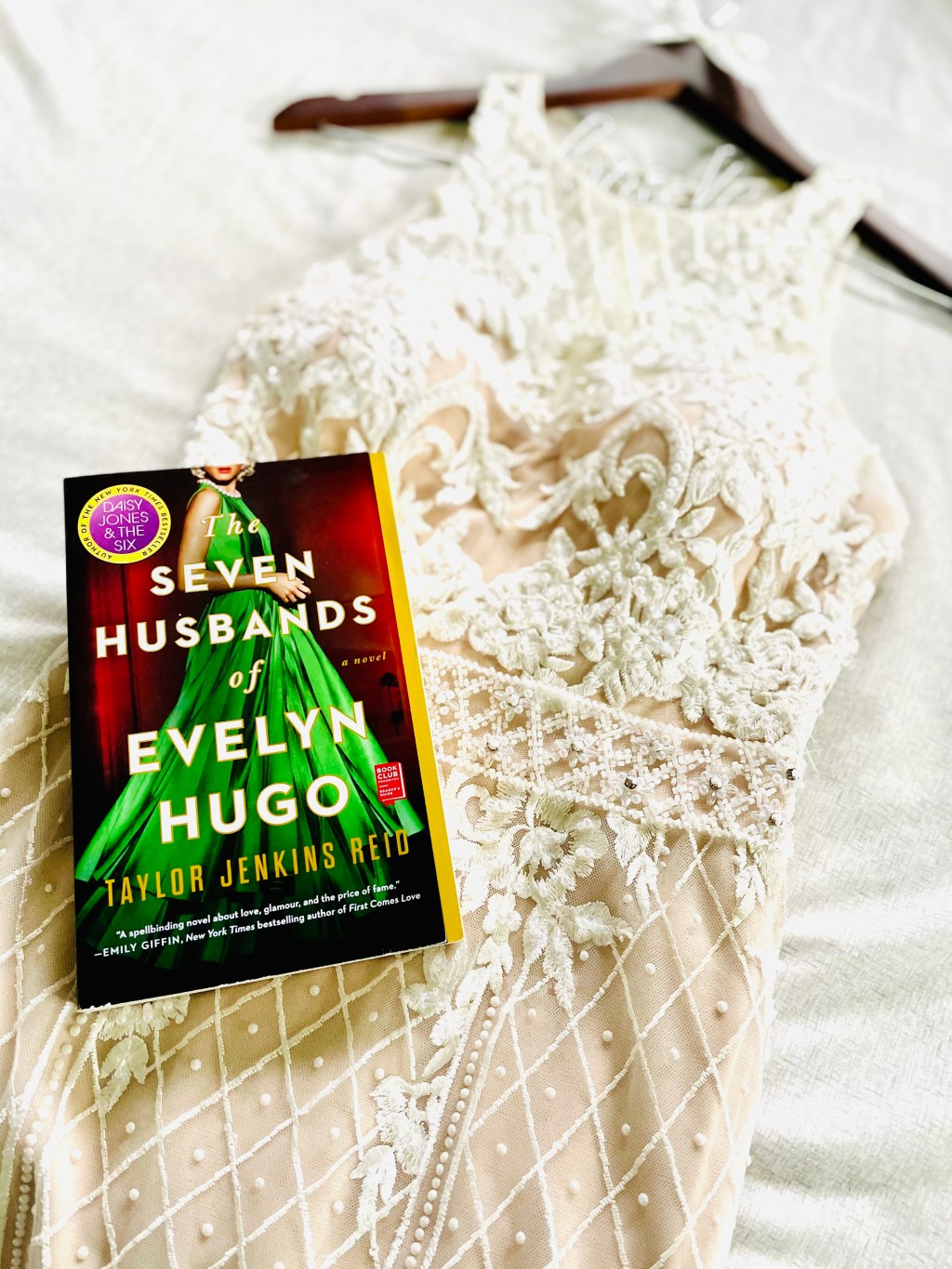 The 7 Husbands of Evelyn Hugo Takes the [Wedding]&nbsp;Cake